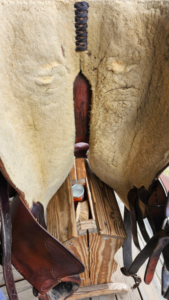 16" Bob's Duane Latimer Reining Saddle