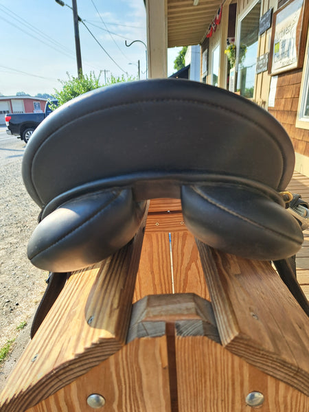 17" Wintec All Purpose English Saddle