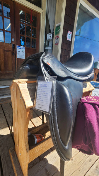 18" Kent & Masters High Wither Dressage Saddle