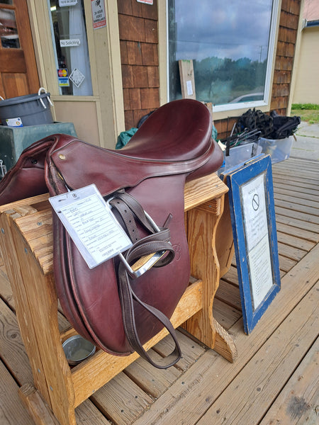 19" Bates Caprilli Close Contact Saddle