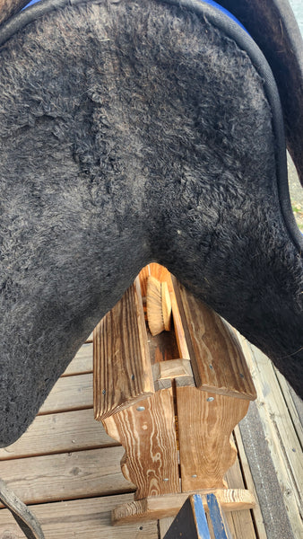 17" Tough 1 Treeless Endurance Saddle (#1)