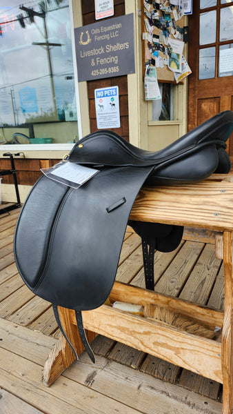 17" Carlyle Dressage Saddle