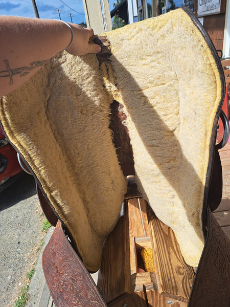 17" Hereford Equitation Saddle
