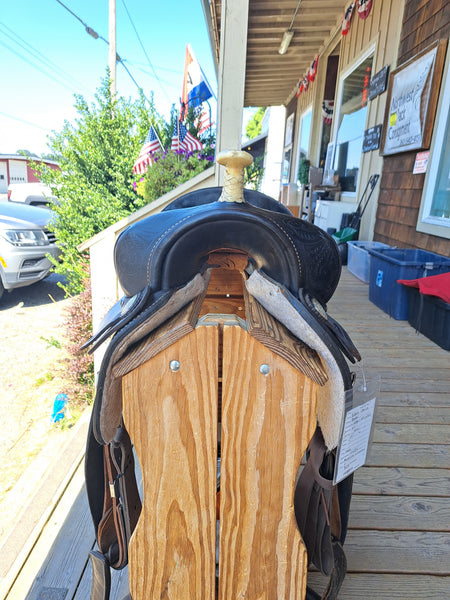 15.5" Rider's Choice Barrel Saddle