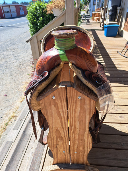 15.5" Circle T Wade Ranch Western saddle