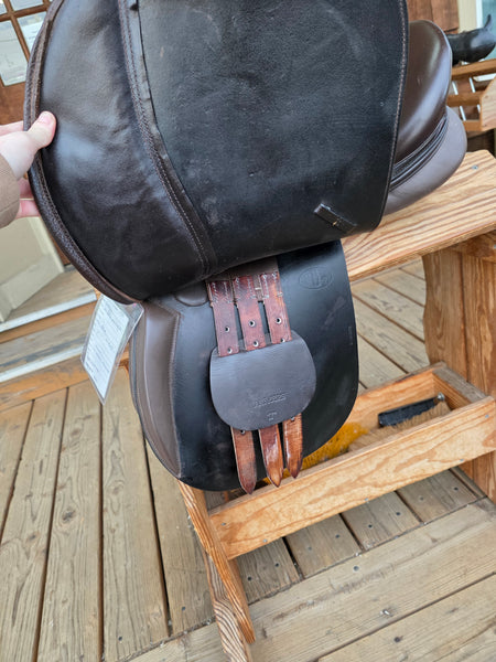 ON TRIAL 17" Collegiate Art All Purpose English Saddle