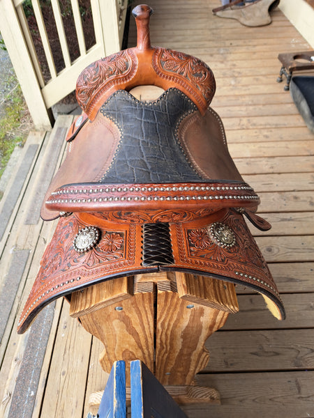 15" Martin Crown C Barrel Saddle