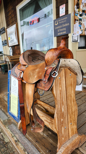 15" Circle Y High Horse Barrel Saddle