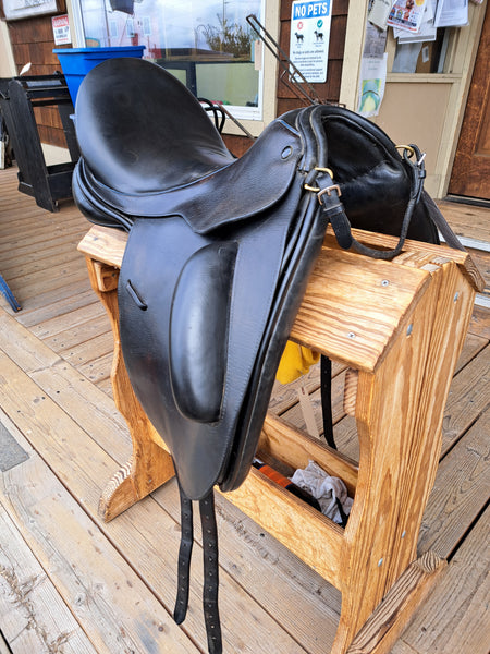17.5" Revere Custom Dressage Saddle