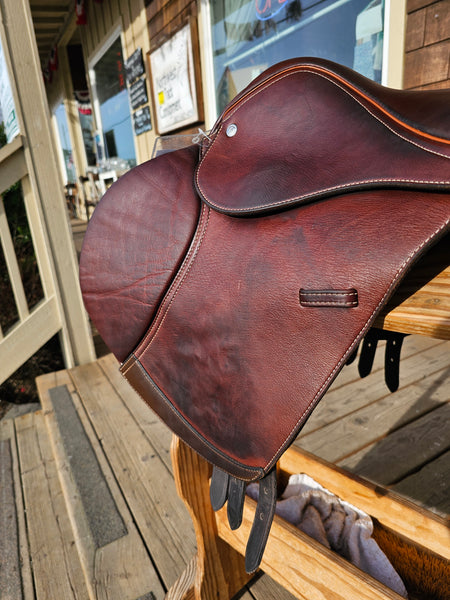 17.5" Custom Saddlery Monte Carlo Jumping Saddle