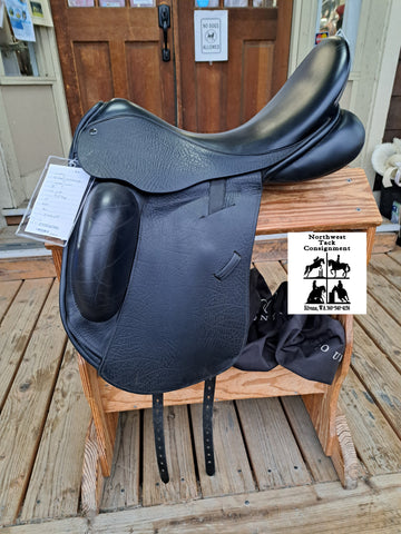 On Trial    18" County Epiphany Dressage Saddle