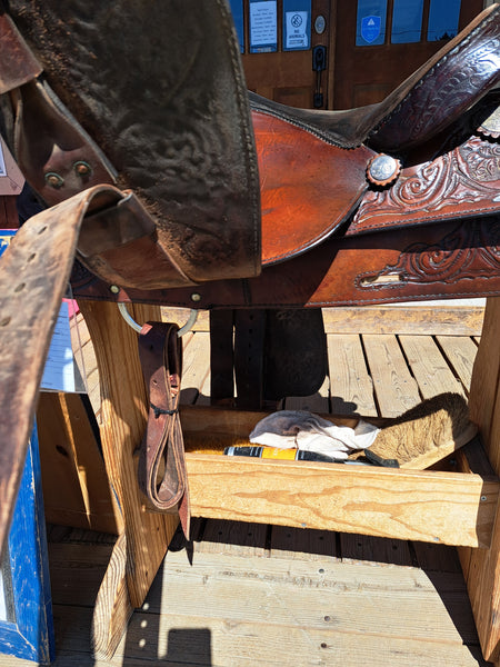 15.5" Crates Western Equitation Show Saddle