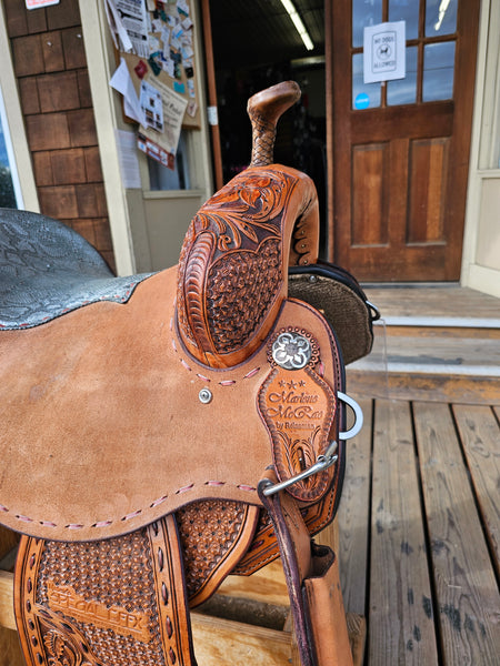 On Trial     15.5" Marlene McRae Special Effx Barrel saddle by Reinsman