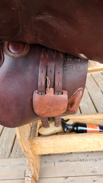 18" Antares Jump Saddle