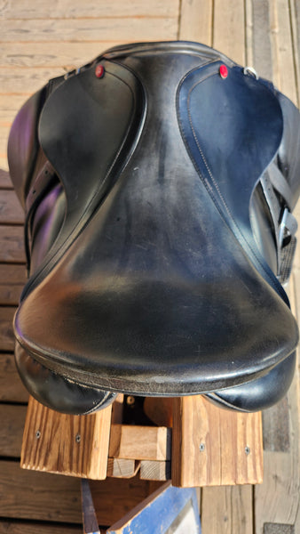 18" Duett Encore Dressage Saddle
