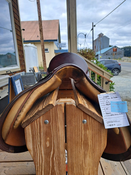 17.5" Collegiate Ruiz Diaz All Purpose English Saddle