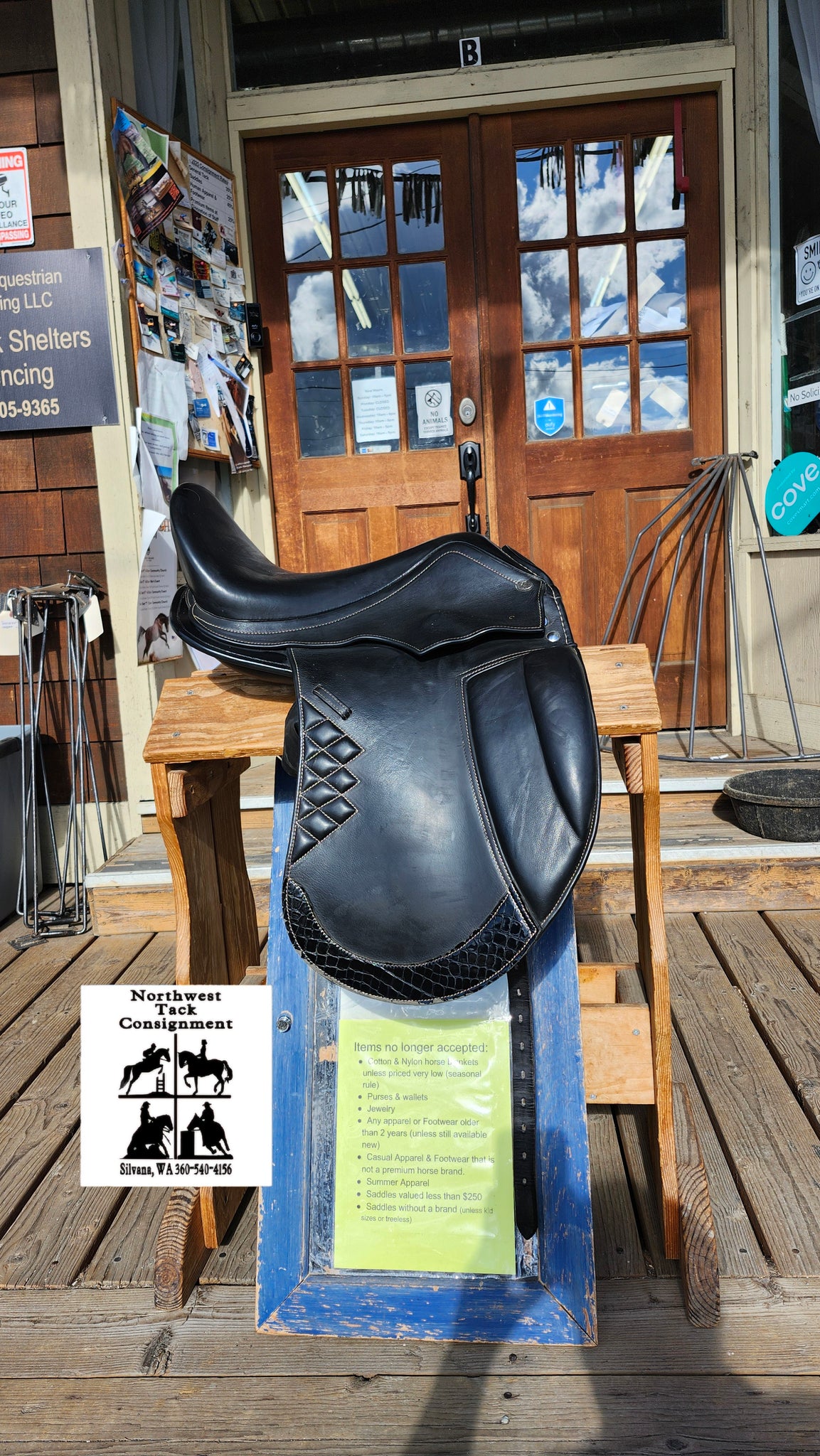 18" Hidalgo Chicago Dressage Saddle