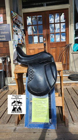 18" Hidalgo Chicago Dressage Saddle