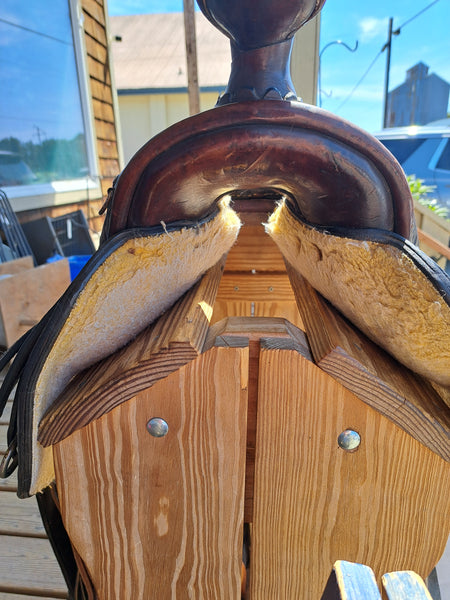 ON TRIAL 15" Circle Y Arabian Western Trail Saddle