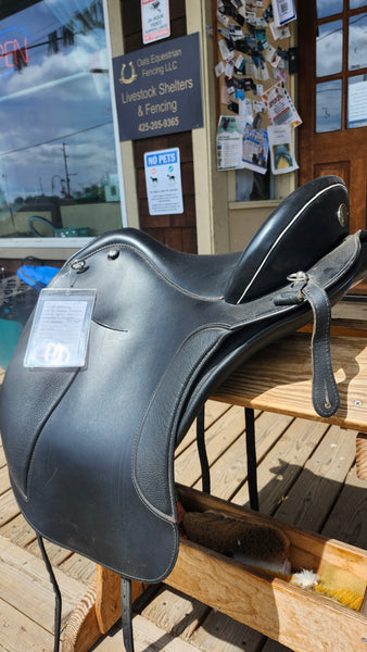 DP Saddlery El Campo Dressage Saddle - Size 3