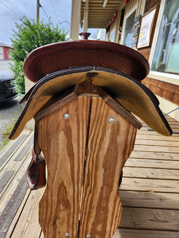 16" Champion Turf Show Saddle