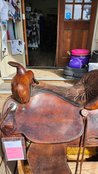 16" Simco Western saddle