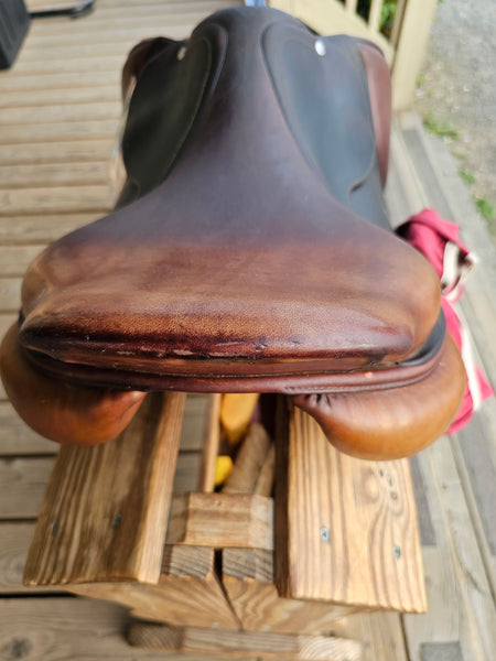 18" CWD SE02 Jump Saddle