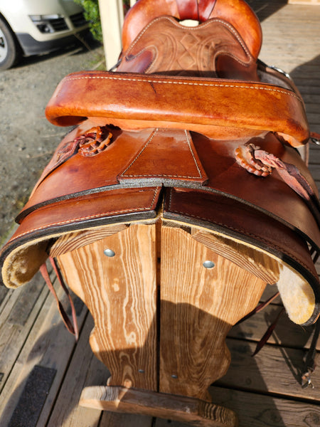 15"  Red Ryder Roping Saddle