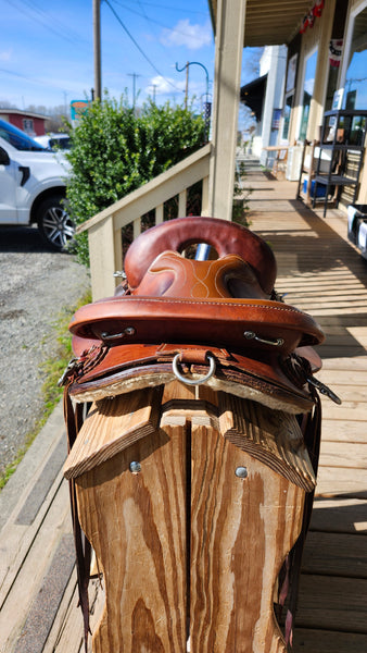15" Sharon Saare Endurance Saddle