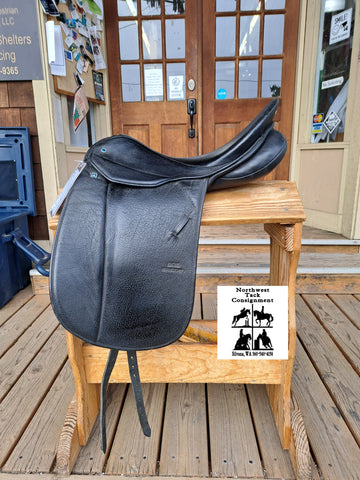 18" Stubben Dressage Saddle