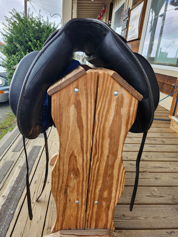 17.5" Frank Baines The Symphony Dressage Saddle