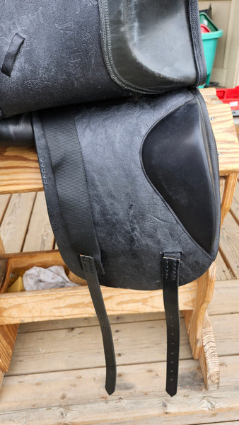 17" Jaguar by Harry Dabbs XKC Dressage Saddle