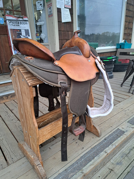 16" Fabtron Arabian Full Quarter Western Trail Saddle