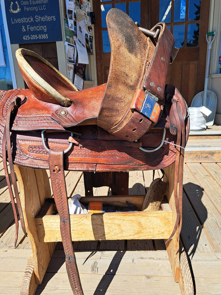 15.5" Circle T Wade Ranch Western saddle
