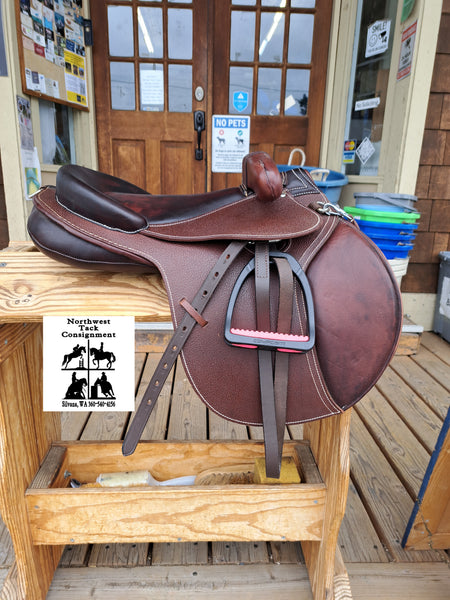 F.R.A. Leadline Saddle