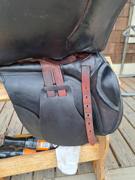 19" Duett Companion 2 Fox Hunter english all purpose trail saddle