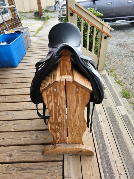 17" Collegiate Dressage Saddle