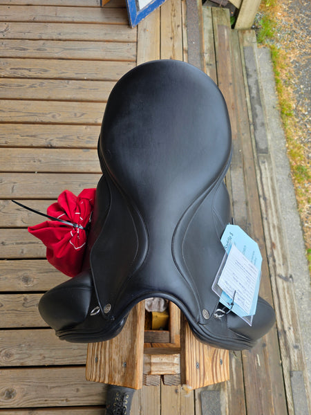 17" Equipe Glamour Ecarbon Dressage Saddle
