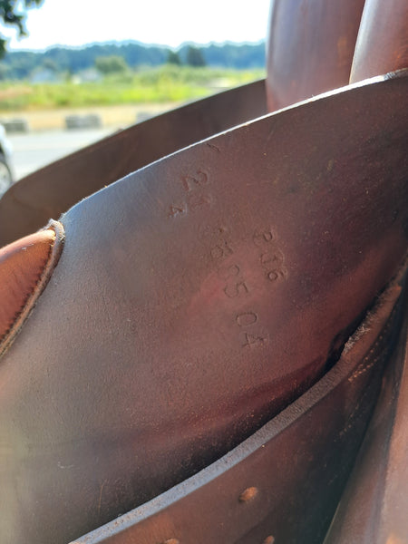 16" Butet Close Contact Jumping Saddle