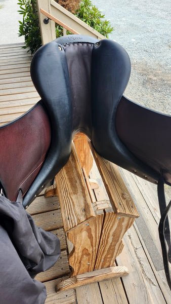 17.5" Greg Allan Custom Monoflap Dressage Saddle