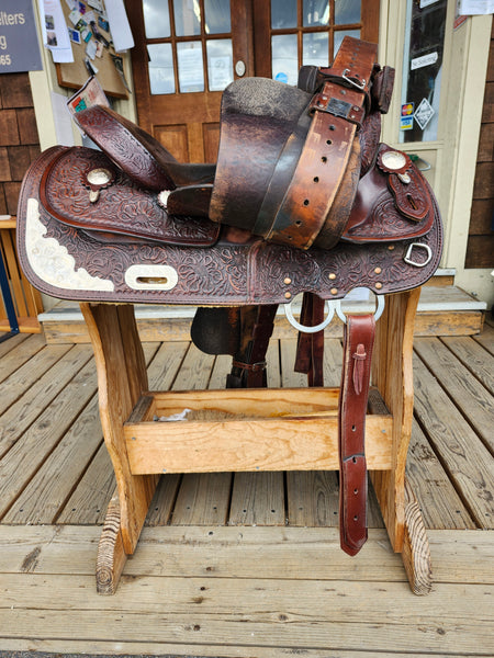 15.5" Crates Equitation Saddle