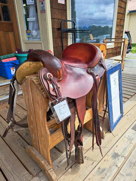 16" Crates Arabian Endurance Saddle
