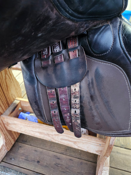 17.5" Berney Brothers Jumping Saddle