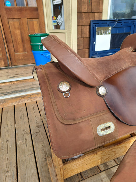 16" King Synthetic Western Saddle