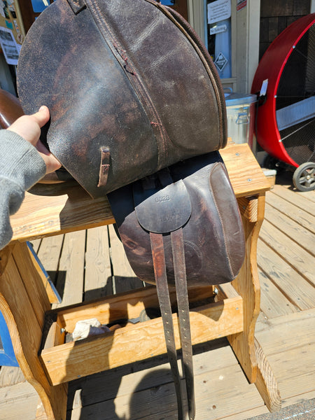 16.5" Collegiate Dressage Saddle