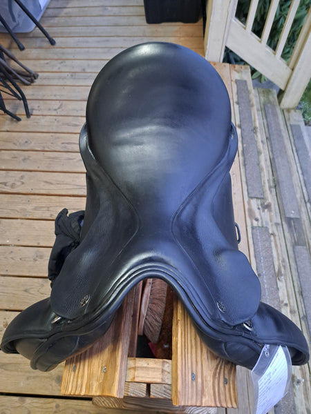 ON TRIAL18" Trilogy Verago Elite Dressage Saddle