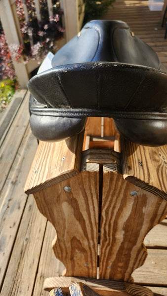 17" Crosby Dressage Saddle
