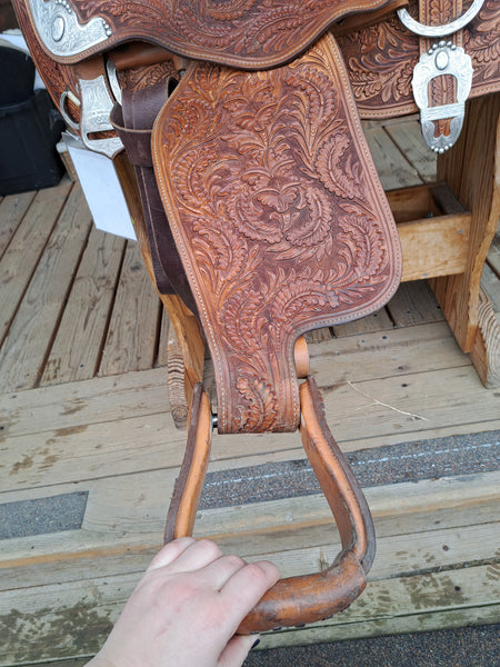 15.5" Custom Woods Equitation Saddle