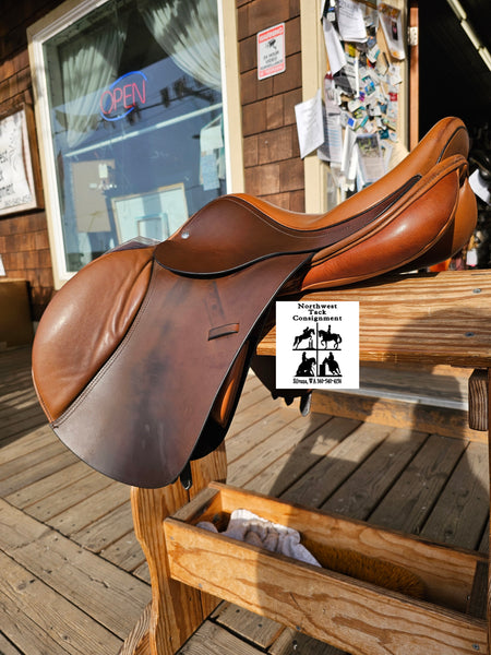 17" Custom Saddlery Icon Aviator Jumping Saddle