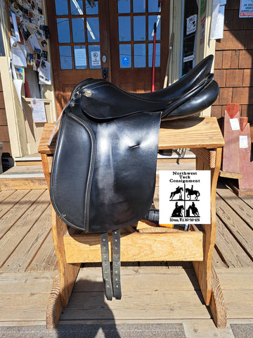 17" Karl Niedersuss Sattlemeister Dressage Saddle
